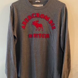 Abercrombie and Fitch sweater shirt in grey